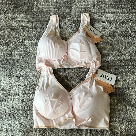 True & Co. Other - NWT True & Co True Body Lift V Neck Bras Pink Contrast Tipping